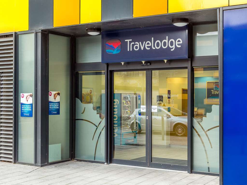 Travelodge London Barking 외부 사진